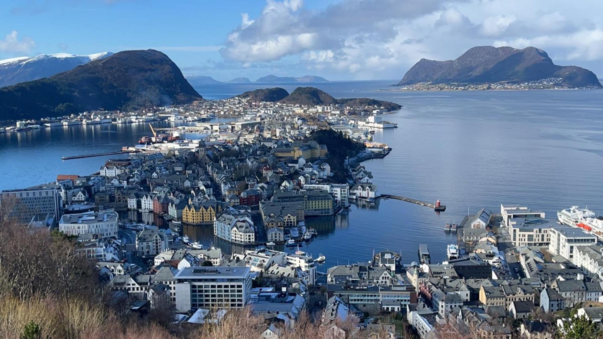 Ytterland Apartments Alesund Exterior photo