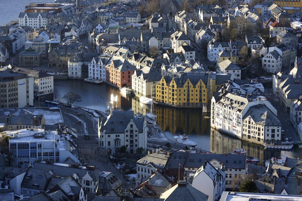 Ytterland Apartments Alesund Exterior photo